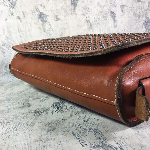 PATRICIA NASH ITALIAN LEATHER STUDDED SADDLE BAG - Picture 5 of 15